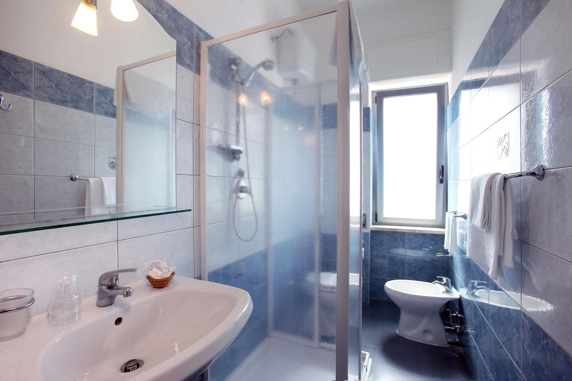 Hotel Corallo 3*